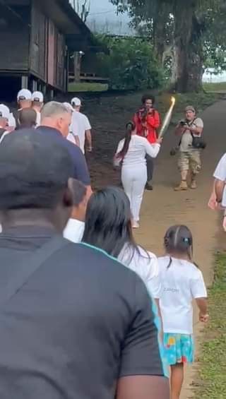 [CTG] La Flamme olympique s’est allumée au cœur de l’Amazonie, à Camopi, ce dimanche 9…